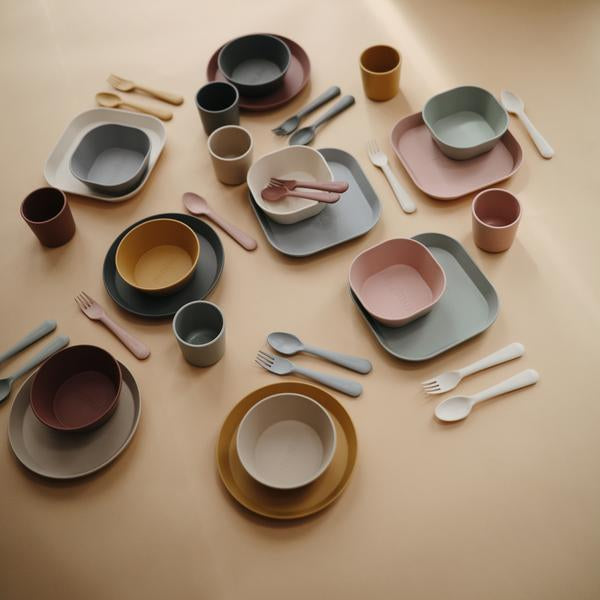 Dinnerware