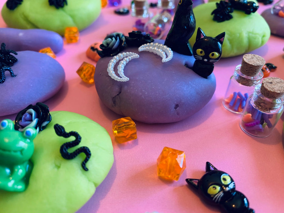 Witches Brew Playdough Kit