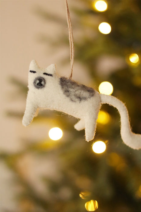 Curious Cat Felt Ornament, Cream