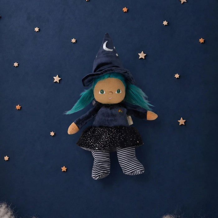 Dinky Dinkum Winnie Witch