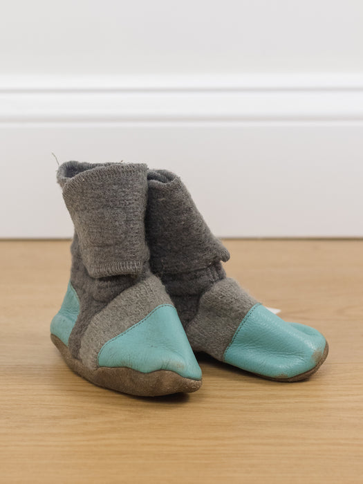 Nooks | grey + teal booties