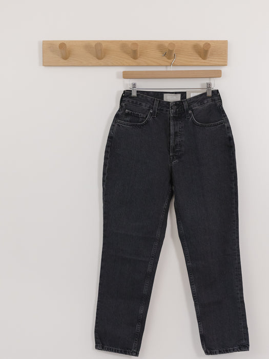 Everlane | The Curvy '90s Cheeky Jean