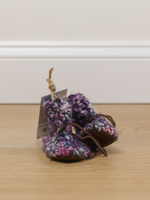 Knit Booties || Twig + Boat