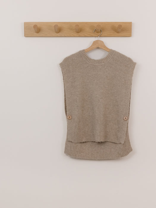 CREAM Knit Vest