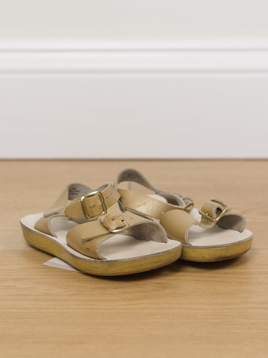 Salt Water Sandals (gold)