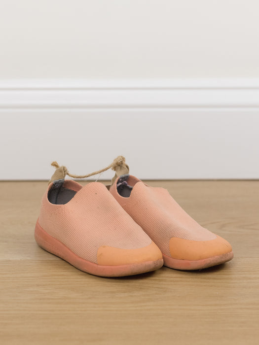 Hey Folks | Pink Slip-on Shoes