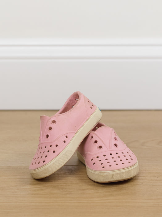 Native Shoes - pink
