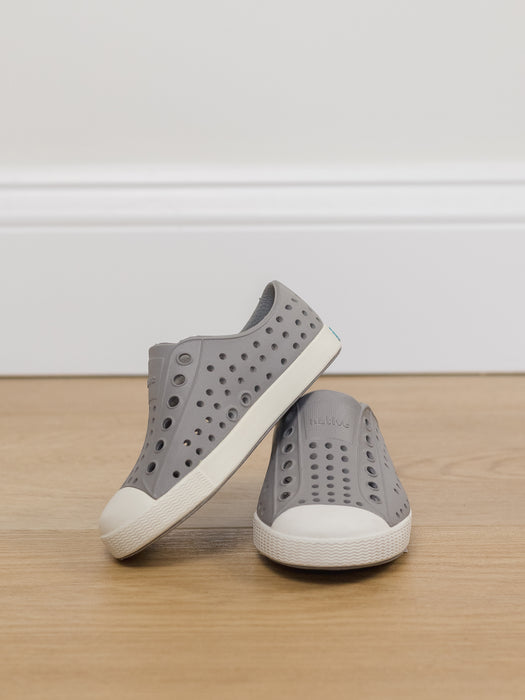 Native Jefferson Shoes || Gray