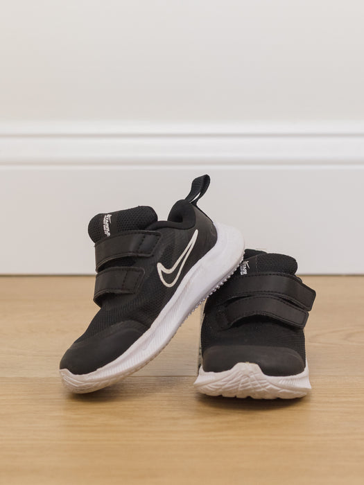 Nike Velcro Close Runners