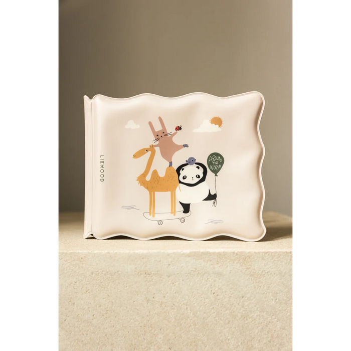 Waylon Magic Water Book - Around the World