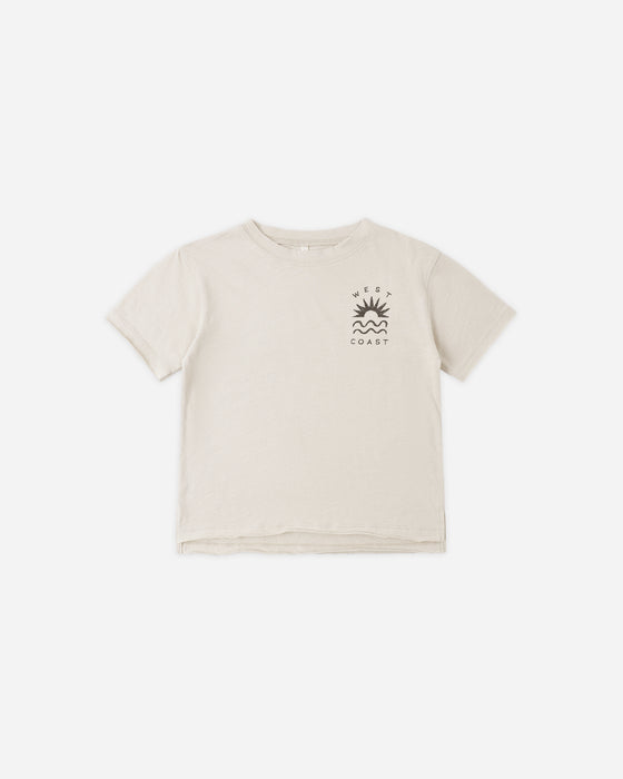 RAW EDGE TEE WEST COAST - PEBBLE